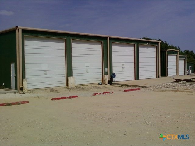 Belton Warehouse with Highway Visibility