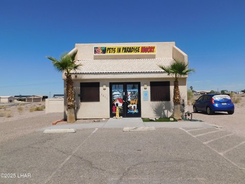 Commercial Building in Lake Havasu