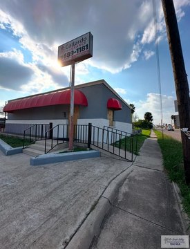 Updated Commercial Property in Raymondville