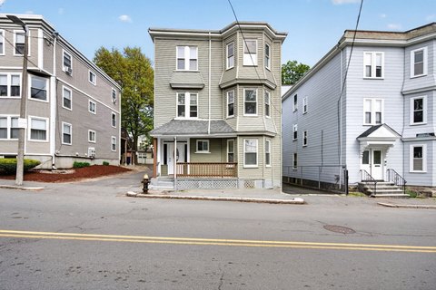 Boston Triplex with Rear Decks
