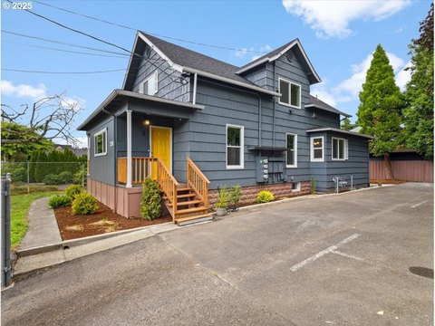 Remodeled Four-Unit Property in Gresham