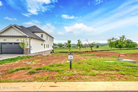 Golf Front Lot in Loudon