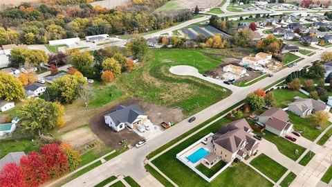 Residential Land in Center Point