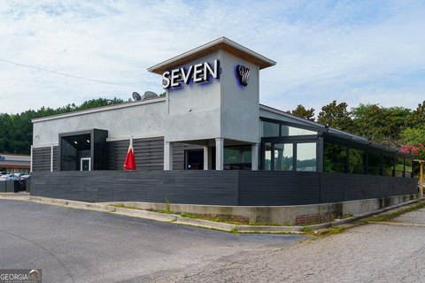 Stockbridge Commercial Property For Sale