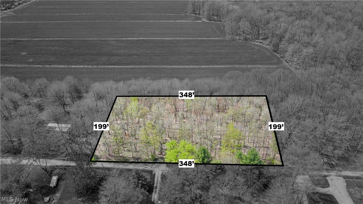 Land Near Pymatuning Lake