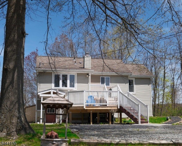54 Tintle Ave, West Milford, NJ 07480