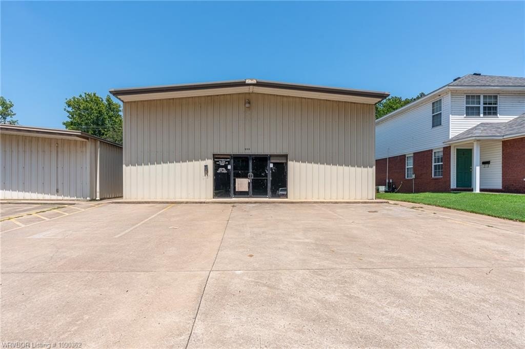 403 Vine St, Van Buren, AR 72956