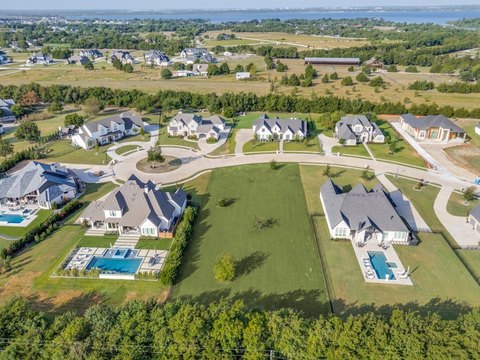 Land, Heath, TX