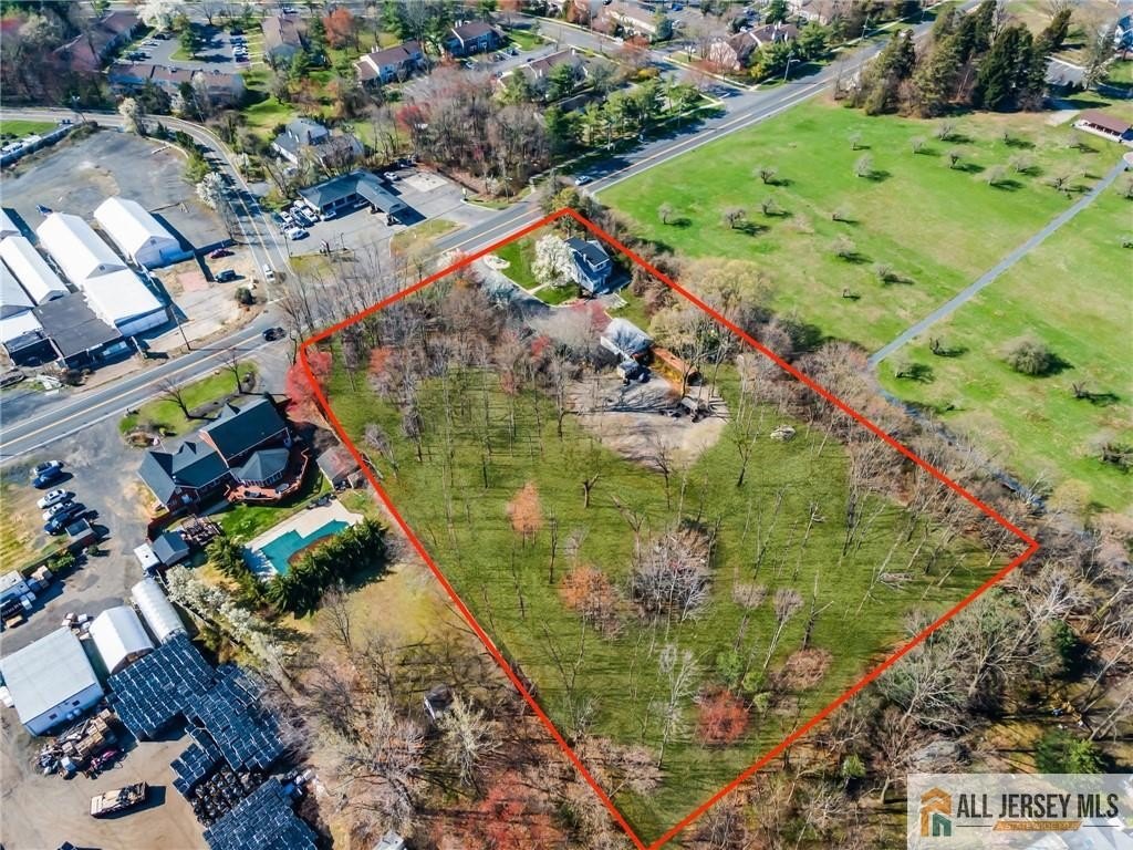 Commercial Land on Route 516