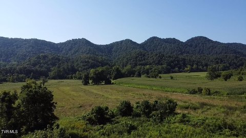 82 Acres of Farmland