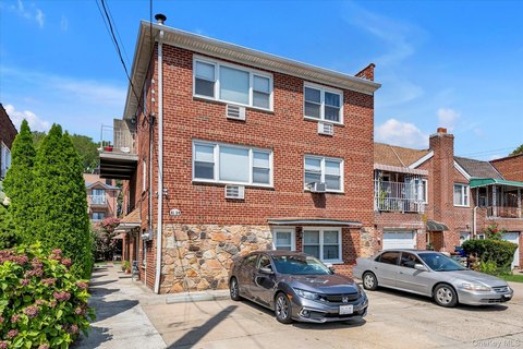 Fresh Meadows Multifamily Investment Opportunity