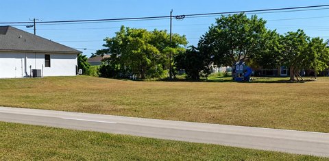 LAND - CAPE CORAL, FL