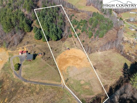 Land in Cove Creek