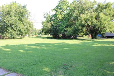LAND - Mulberry, KS