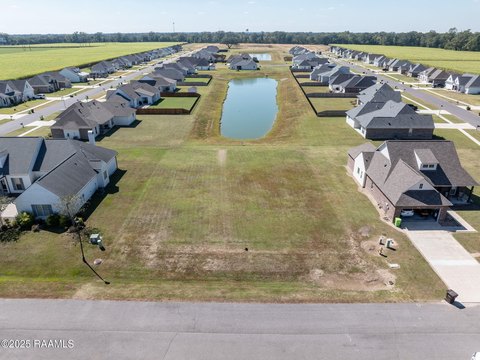 Pond Lot Ready to Build