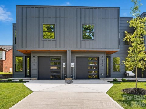 Triplex Townhome Residences