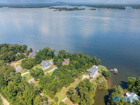 Land, Centre, AL