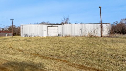 COMMERCIAL - PALESTINE, TX