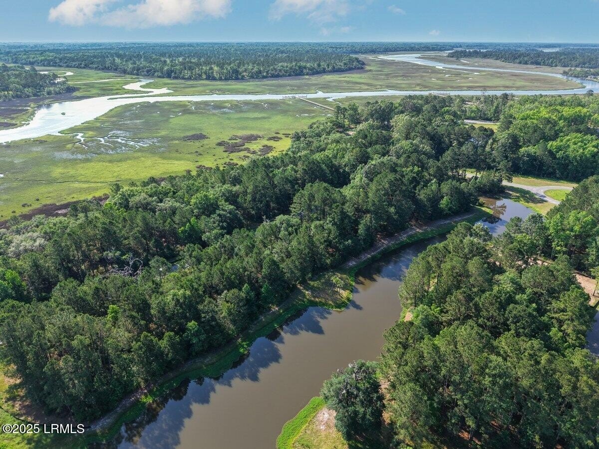 Residential Land in Growing Community