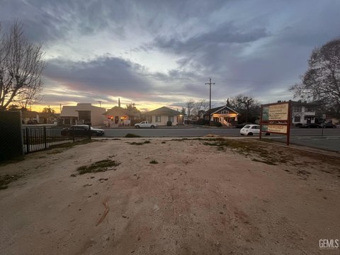 Bakersfield Vacant Land Opportunity