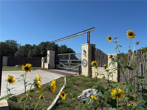 Lampasas Land in Upcoming Neighborhood