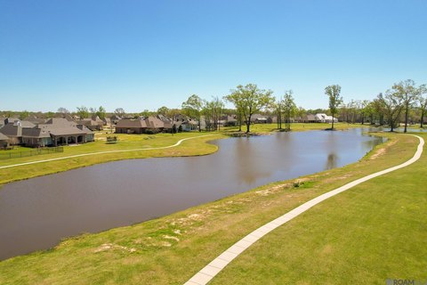 Land, Zachary, LA