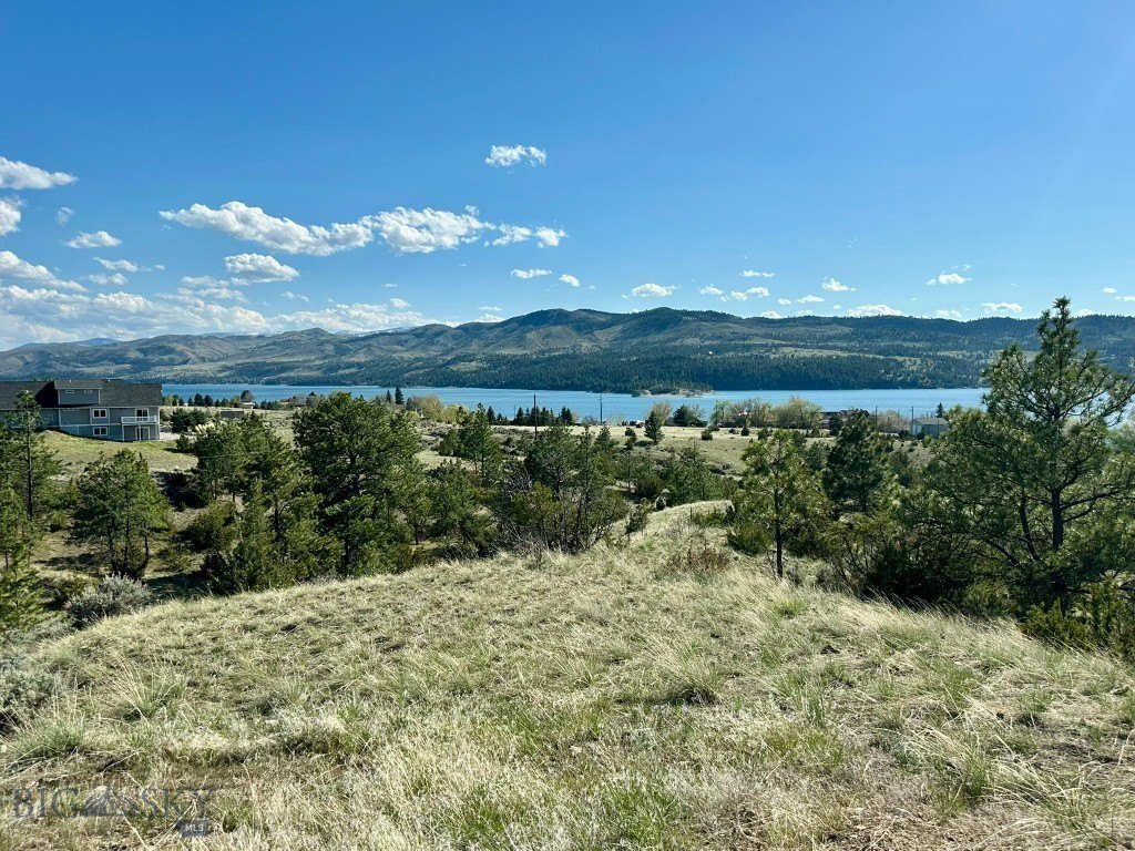 Helena Land with Lake Views