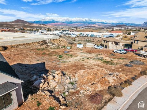 Land, Hurricane, UT