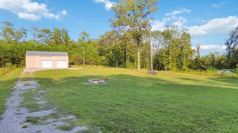 Burnside, KY Land with Pole Barn