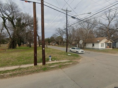 LAND - Dallas, TX