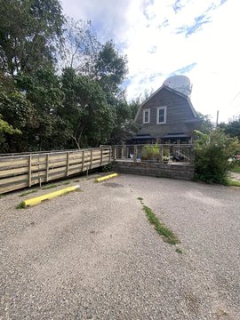 Restaurant and Café Facility