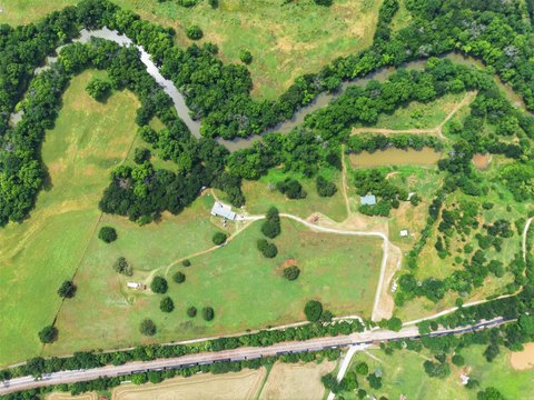 Bridgeport Land with Trinity River