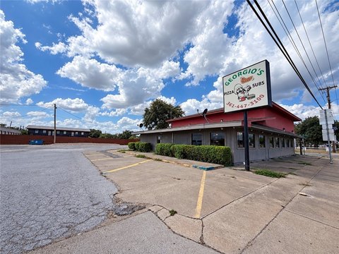 Restaurant Building Near Highway 281