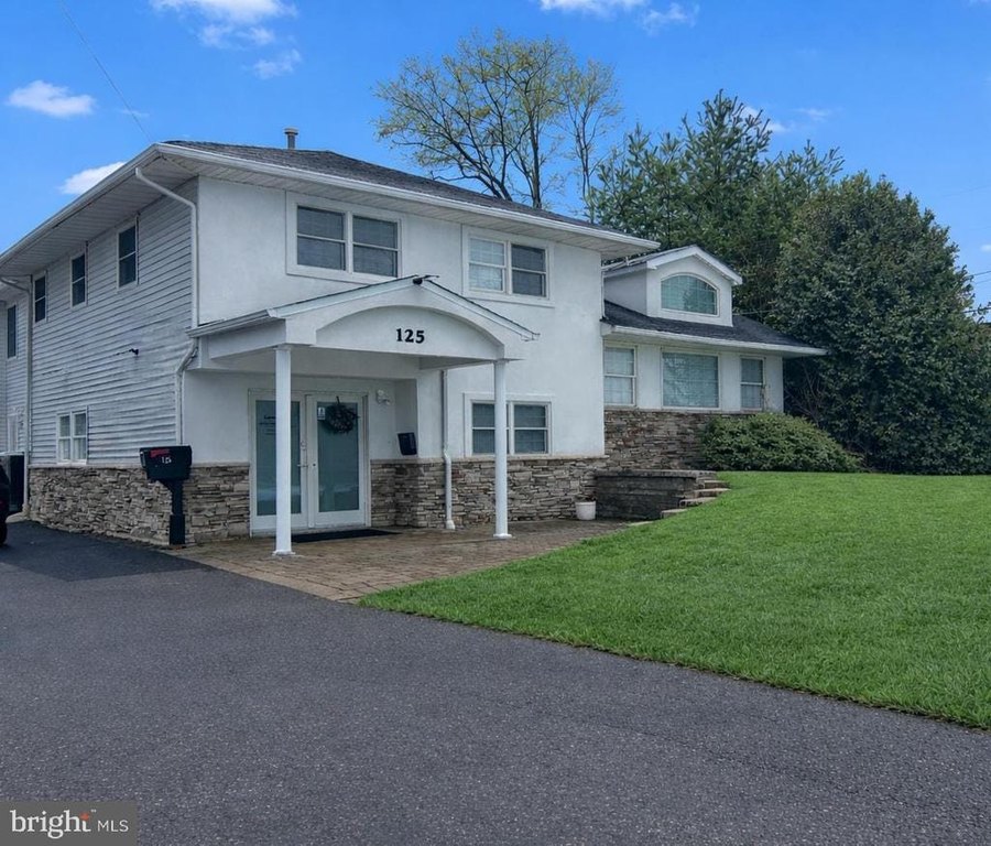 125 Route 73 N, West Berlin, NJ 08091