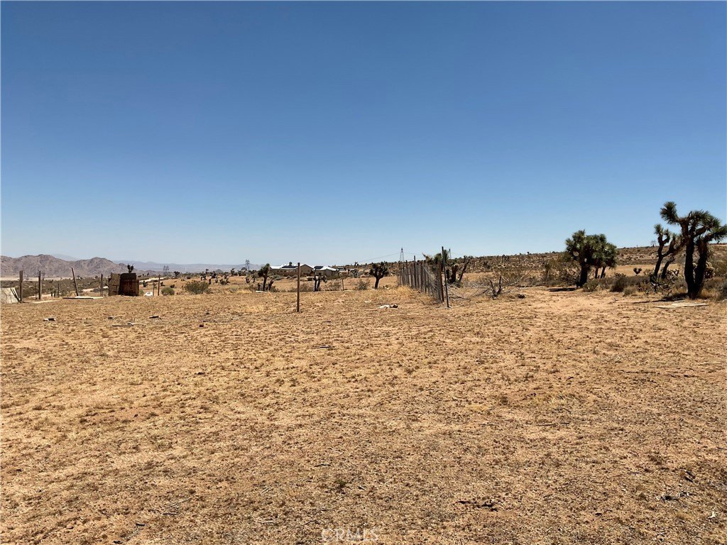 Apple Valley Land with Views