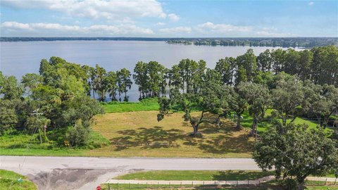 Land, THONOTOSASSA, FL