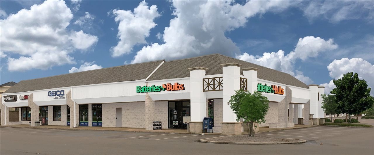 Ridgeland Retail Space For Rent