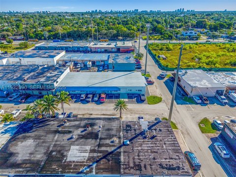 8-Unit Small-Bay Industrial Warehouse