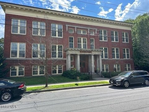 Renovated Office Space Near Downtown