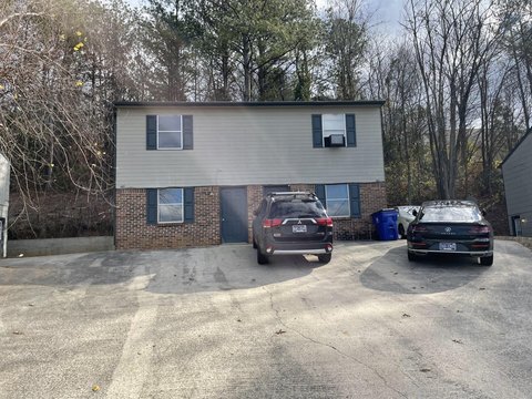 Duplex in Cleveland, Tennessee