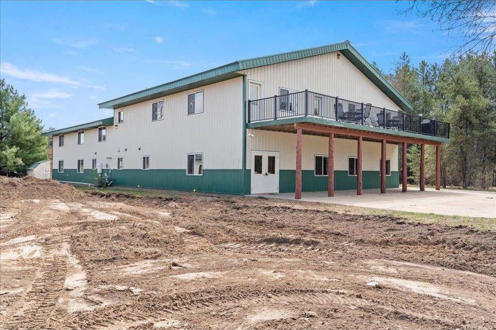 Versatile Mixed-Use Property in Pequot Lakes