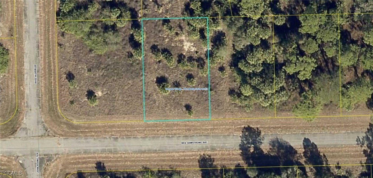 Land in Banyan Village, Labelle