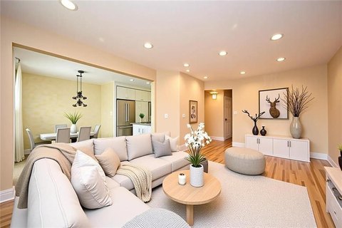 Duplex with Private Garage and Parking
