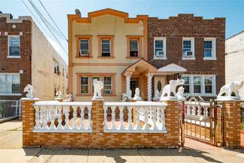 East Elmhurst Colonial Duplex