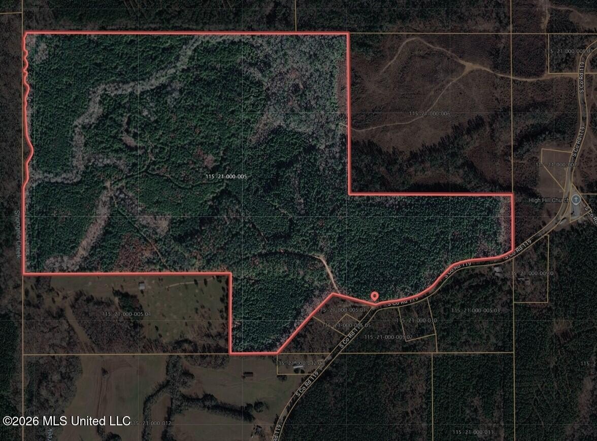 Sprawling Acreage in Smith County