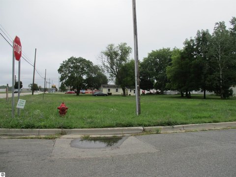 Vacant Corner Lot in Alma