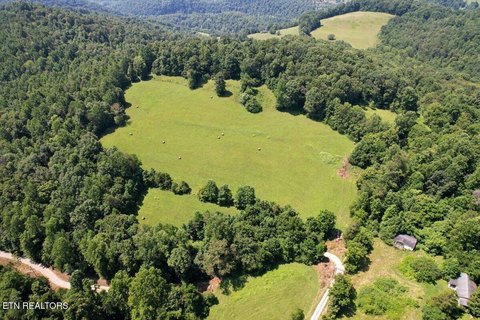 Unrestricted Land in Tazewell, TN
