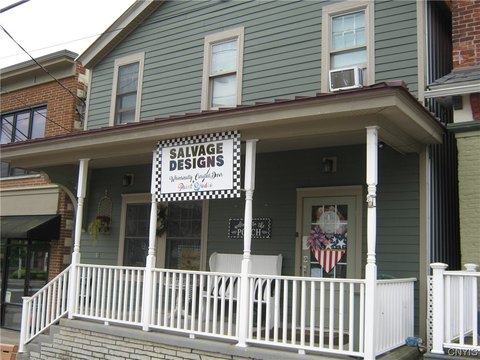 Updated Commercial Building in Camillus