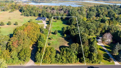 Land, Fennville, MI