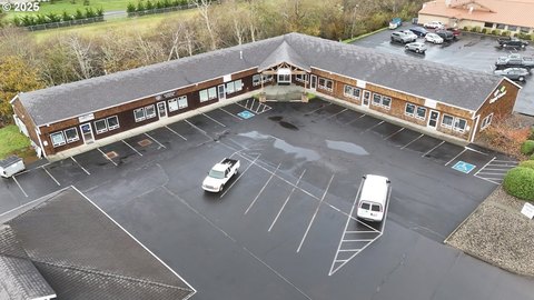 Gearhart Commercial Property on Highway